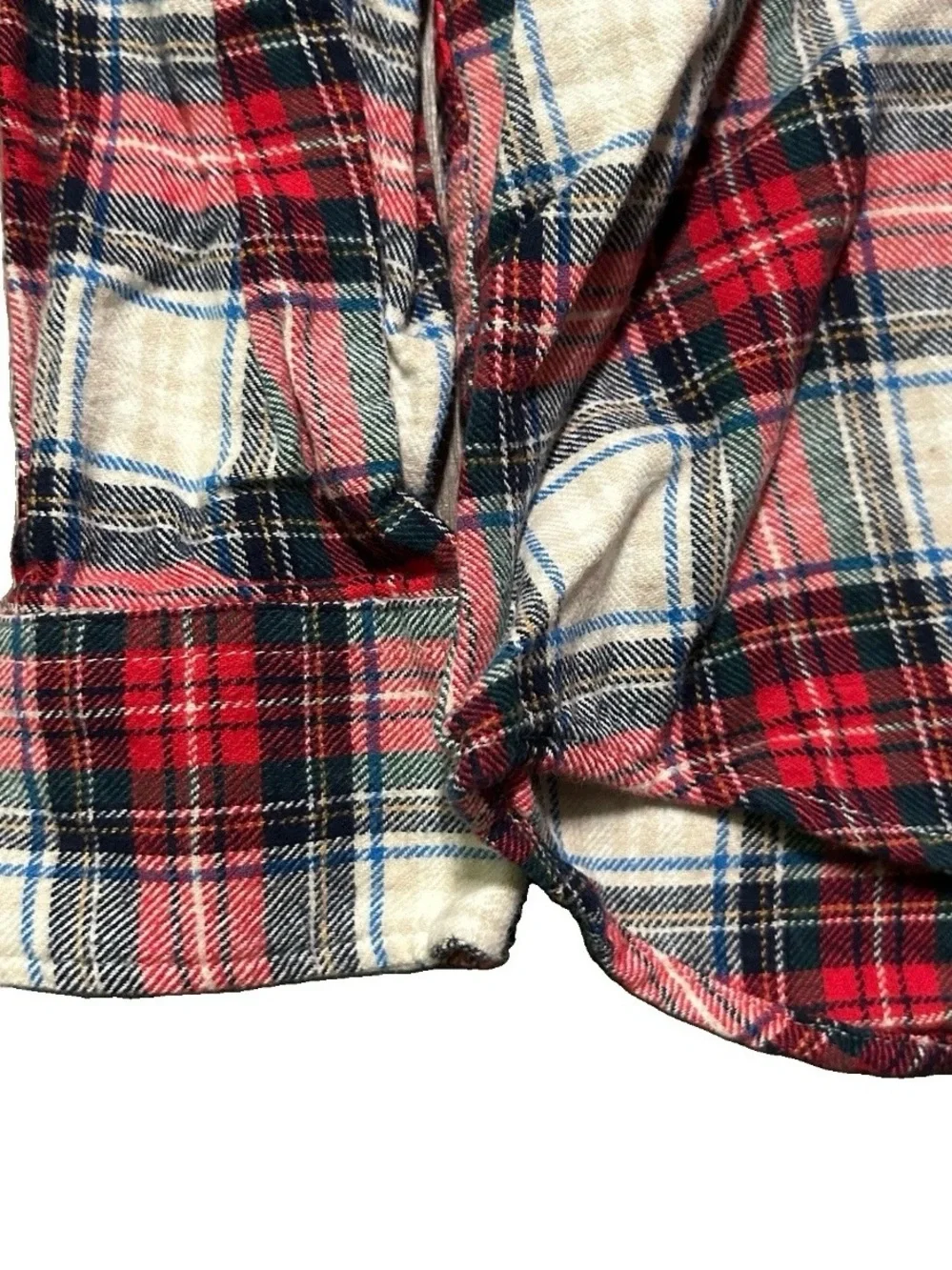 GAP Red Cream and Blue Plaid Button-Down Shirt